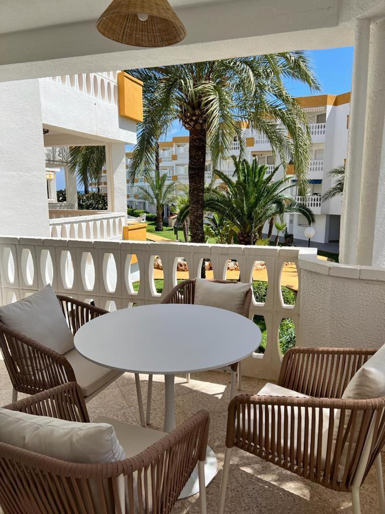 Holiday Beach Denia Bagian luar foto