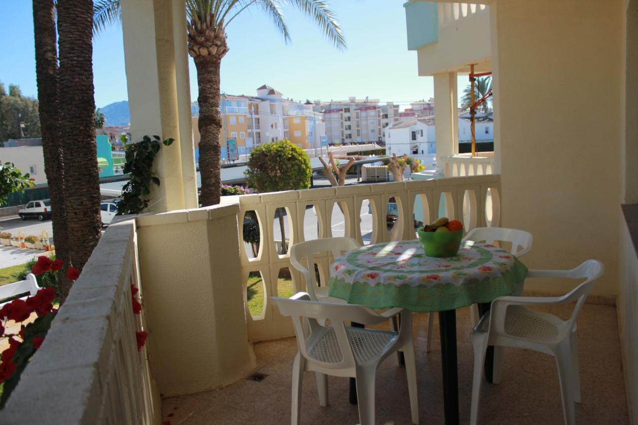 Holiday Beach Denia Bagian luar foto