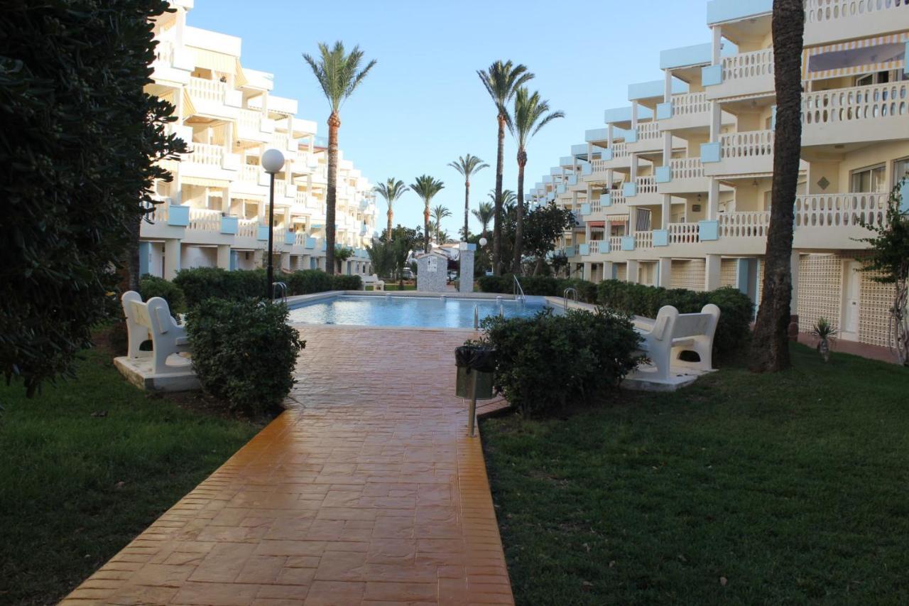 Holiday Beach Denia Bagian luar foto